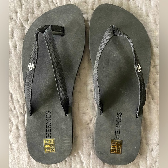 Hermès summer sandals black flip flops size 42 approximately 10 US - Picture 1 of 17